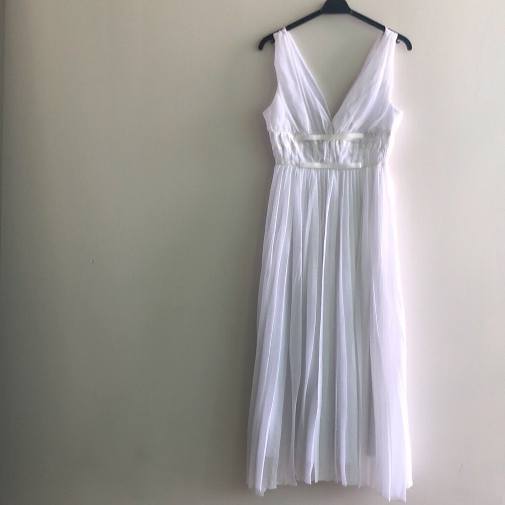 BEBE Goddess Dress | White